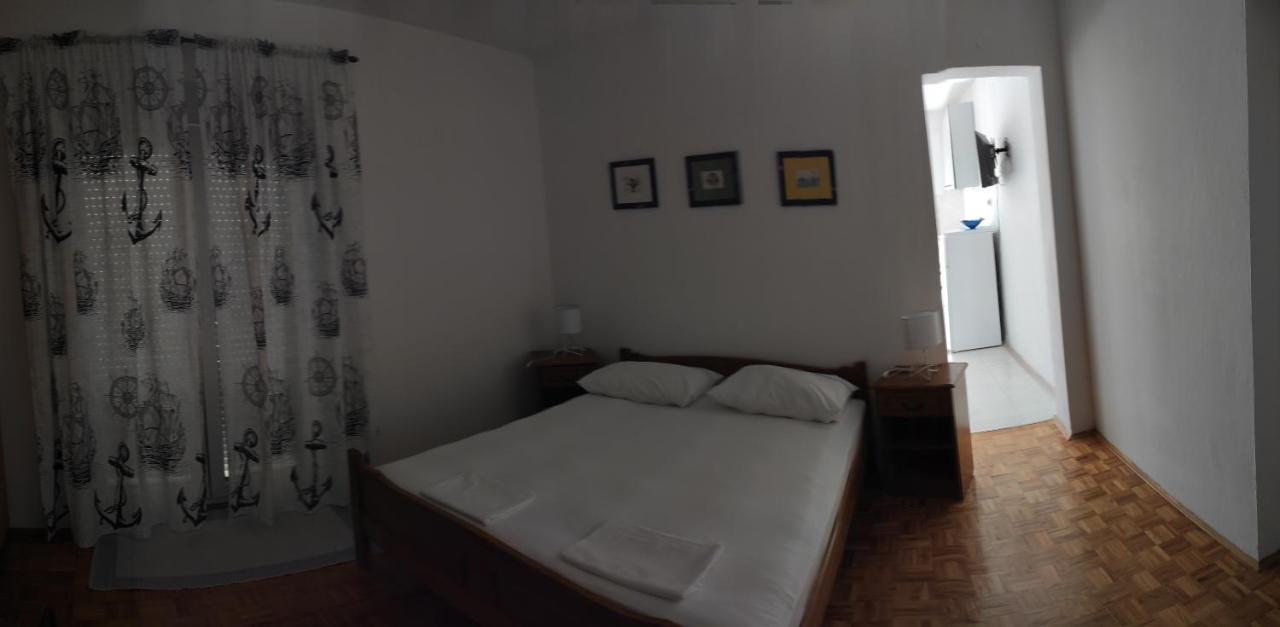 Apartmani Mille Starigrad Paklenica Exteriér fotografie