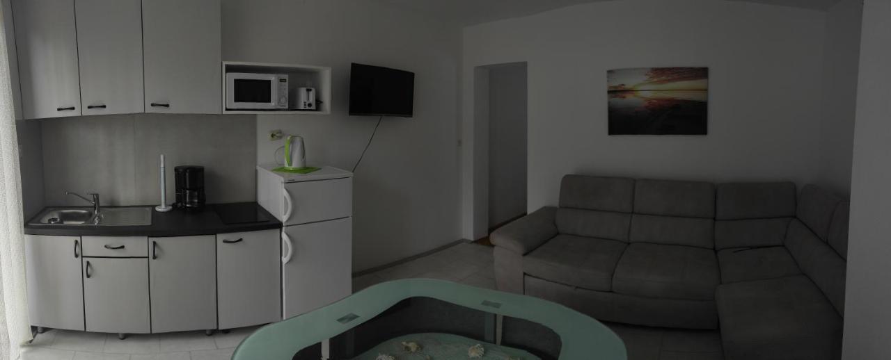 Apartmani Mille Starigrad Paklenica Exteriér fotografie